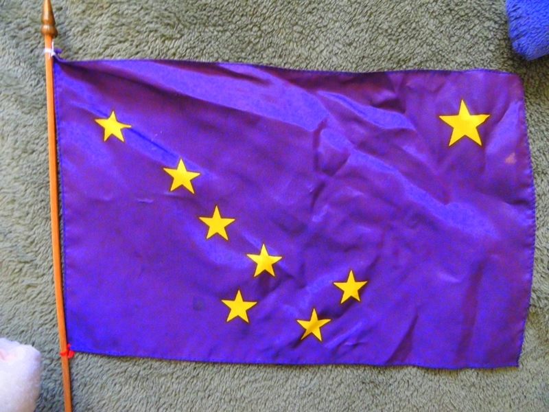 https://commons.wikimedia.org/wiki/File:Alaska_flag_benny_benson.jpg